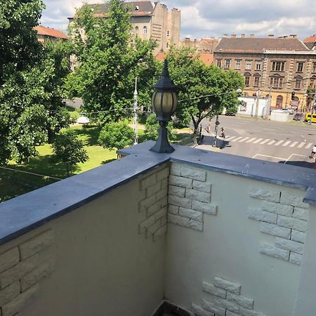 Kalvaria With Balcony, Free Parking And Ac Budapest Bagian luar foto